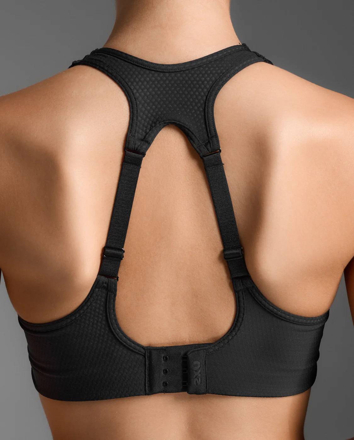 Aero Mesh Medium Impact Bra - Image 7
