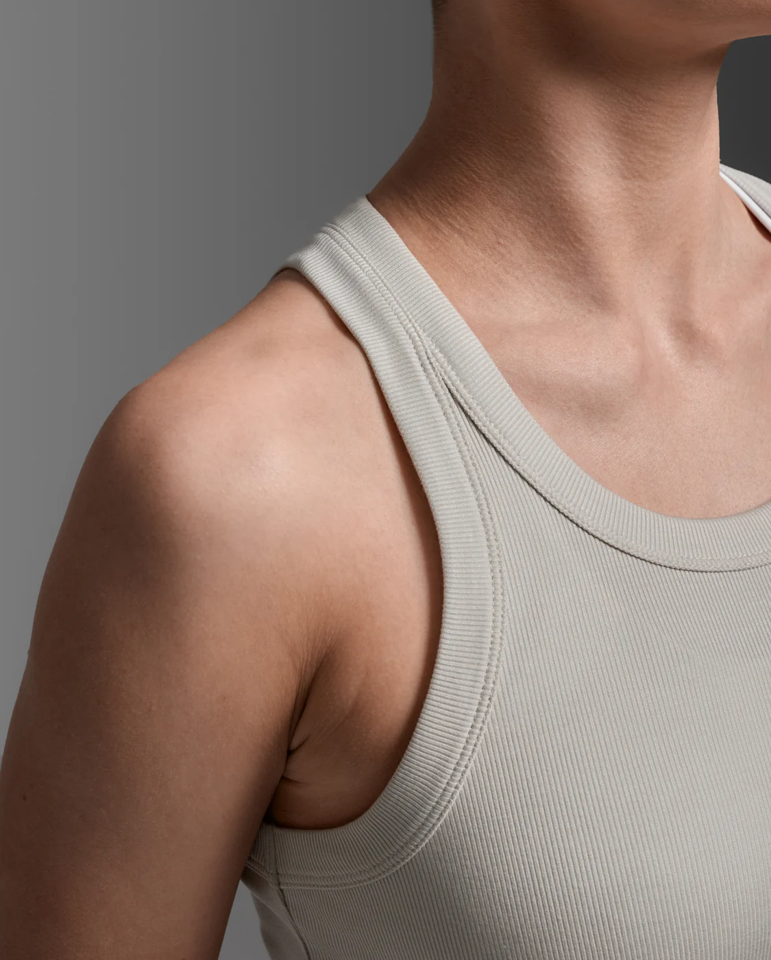 Fluid Ribbed Tank - Image 7