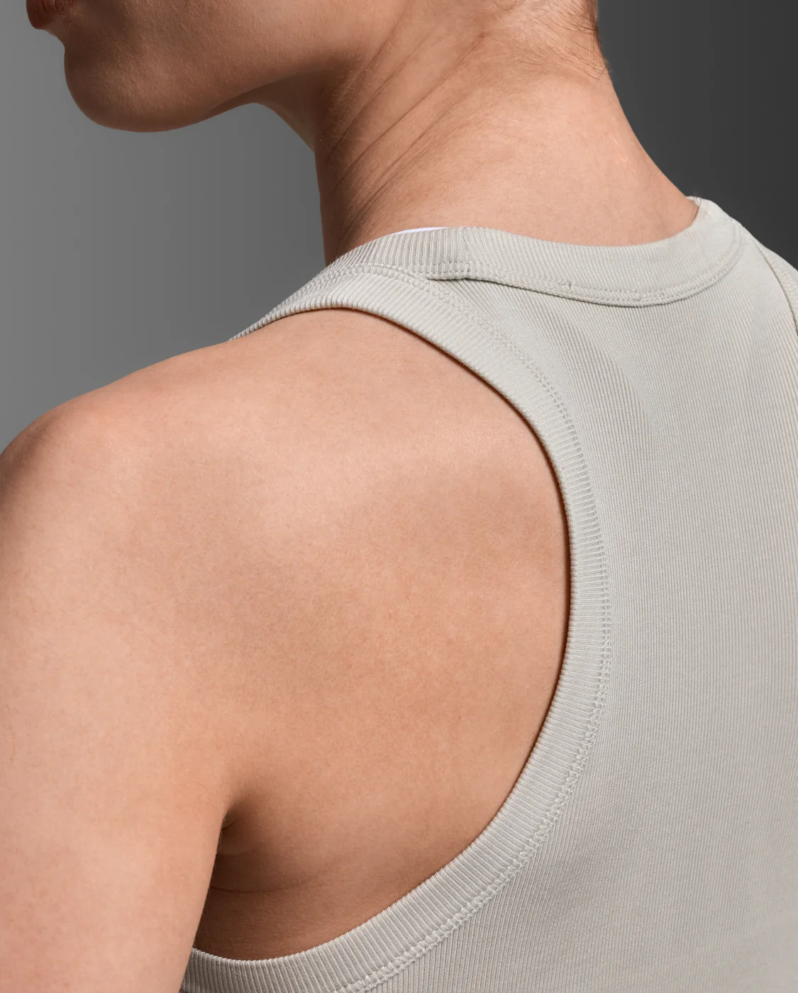 Fluid Ribbed Tank - Image 8